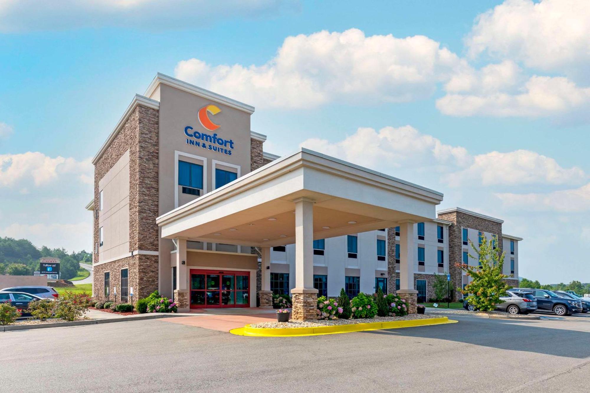 Comfort Inn & Suites East אלייז'ה מראה חיצוני תמונה